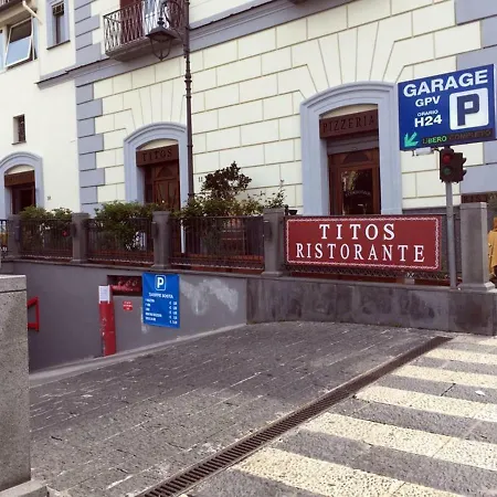 Il Tulipano - Al Centro Di *